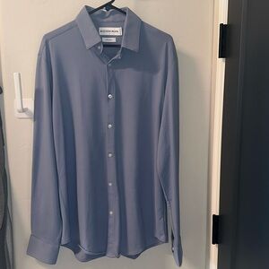 Men’s Mizzen + Main large trim fit gray-blue shirt